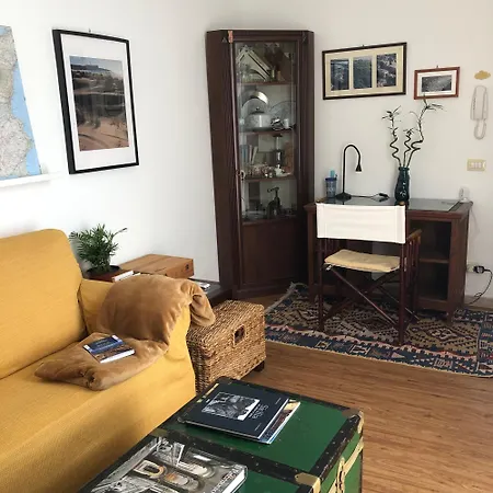 Casa Dorina, Charme E Comfort A 100 M Dal Mare דירה